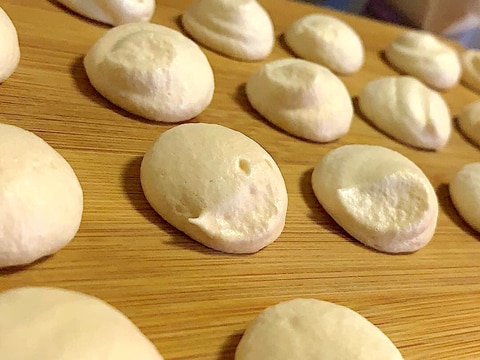 卵白で簡単焼き菓子！メレンゲクッキー バニラ風味